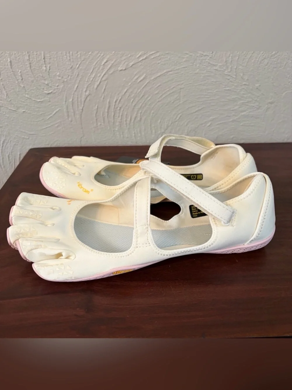 Vibram FiveFingers V Soul Unisex Barefoot Running Shoes Athletic White Size 41